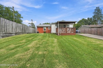 177 Springwood Dr, Louisville, KY 40229
