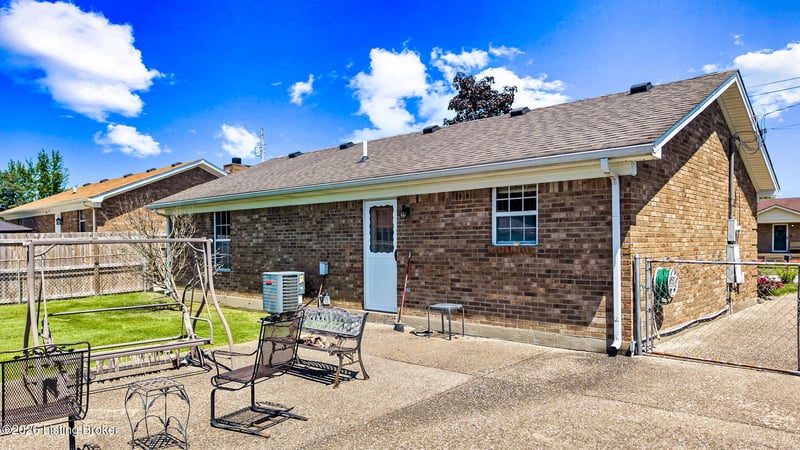 177 Wild Way, Louisville, KY 40229