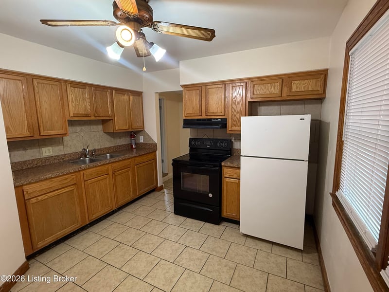 1770 Wilart Dr, Louisville, KY 40210