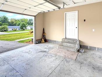 178 Casablanca Ct, Cecilia, KY 42724