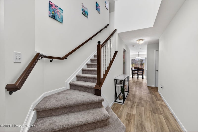 17812 Bridle Run Dr, Louisville, KY 40245