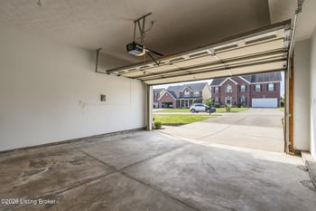 17834 Birch Bend Cir, Louisville, KY 40023