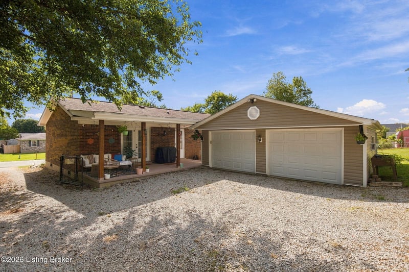 179 Florida Ave, Mt Washington, KY 40047