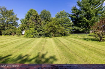 179 Paula Ln, Shepherdsville, KY 40165