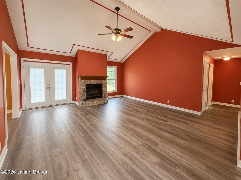 18 Cambridge Pl, Taylorsville, KY 40071
