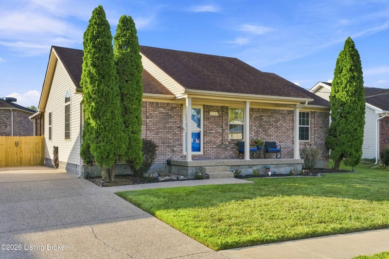 180 Treasure Bay Ct, Shepherdsville, KY 40165