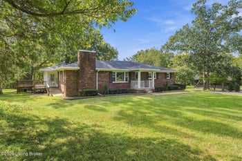1800 Ironwood Rd, La Grange, KY 40031