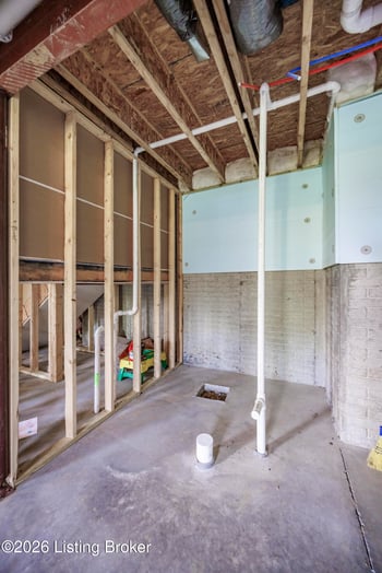 1803 Cherry Glen Dr, La Grange, KY 40031