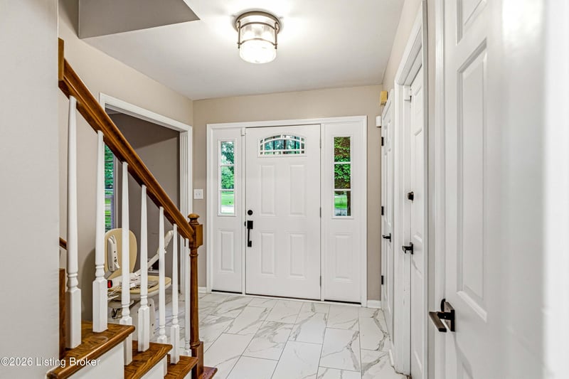 1804 Crossgate Ln, Louisville, KY 40222