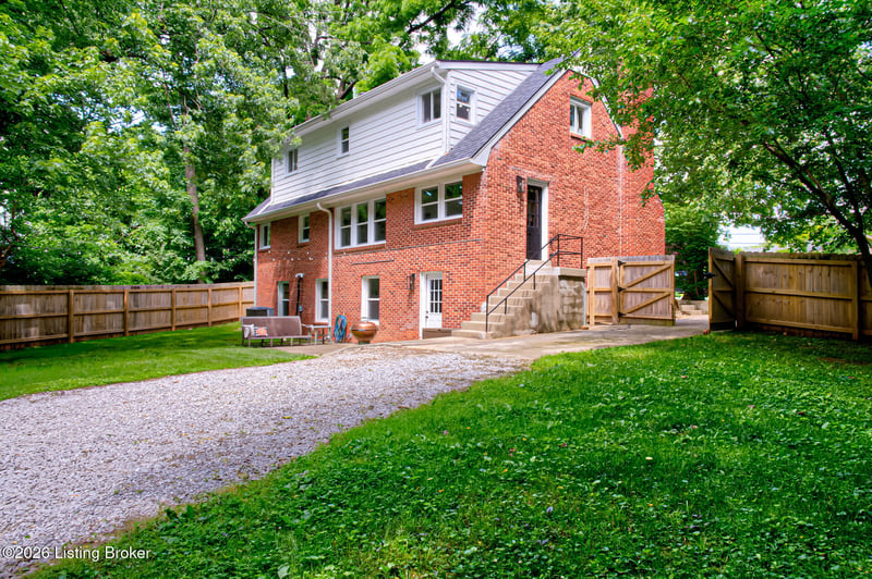 1807 Myddleton Dr, Louisville, KY 40243