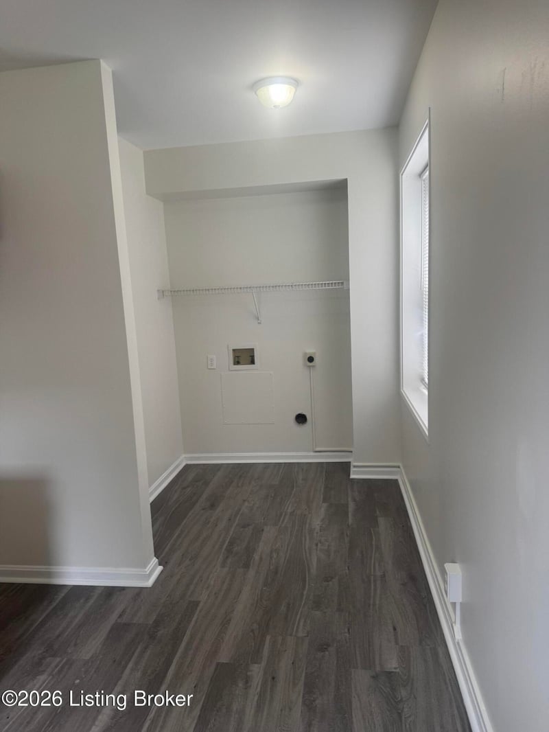 1809 Dixie Hwy, Louisville, KY 40210