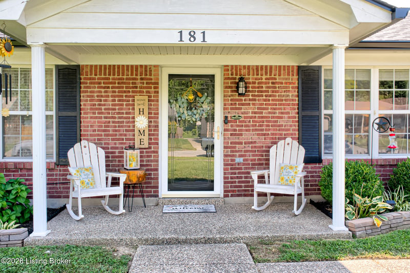 181 Bally Castle Ct, Louisville, KY 40229