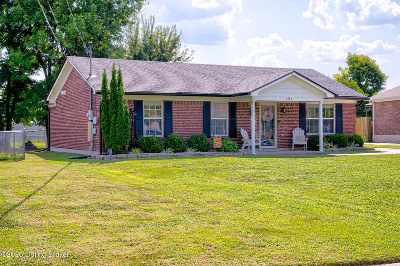 181 Bally Castle Ct, Louisville, KY 40229