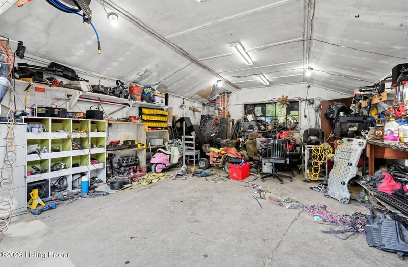181 Lotus Rd, Coxs Creek, KY 40013