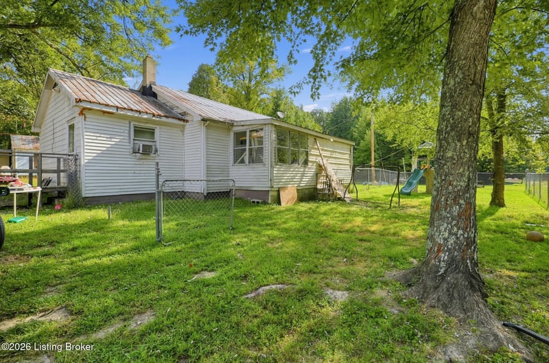 181 Lotus Rd, Coxs Creek, KY 40013