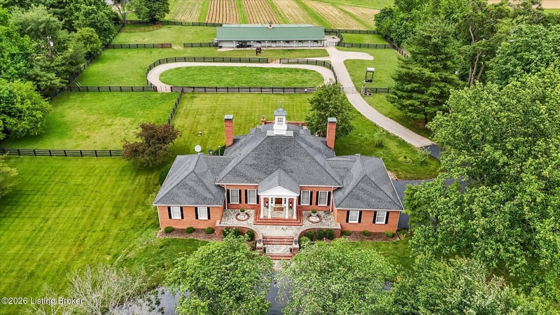 181 Wedgewood Dr, Shelbyville, KY 40065