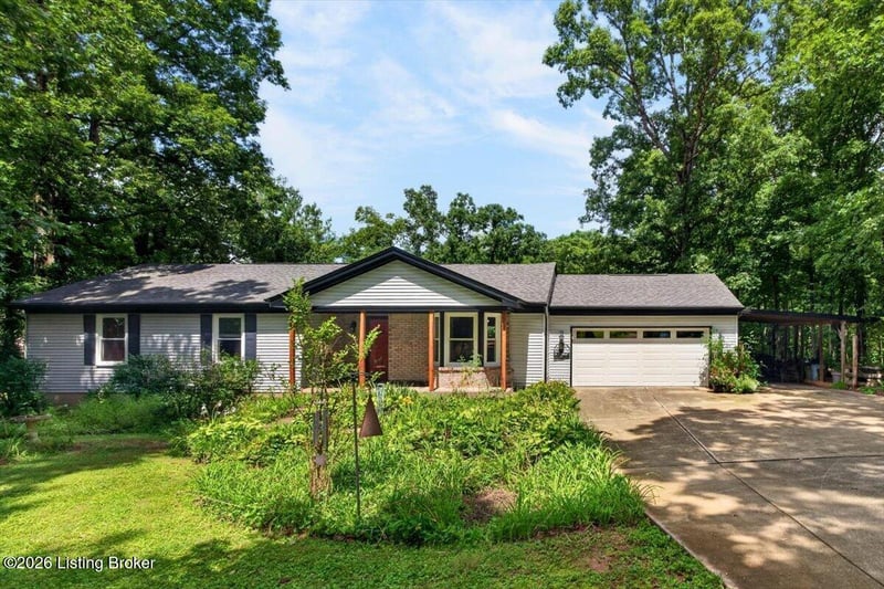 1811 Foxboro Rd, La Grange, KY 40031