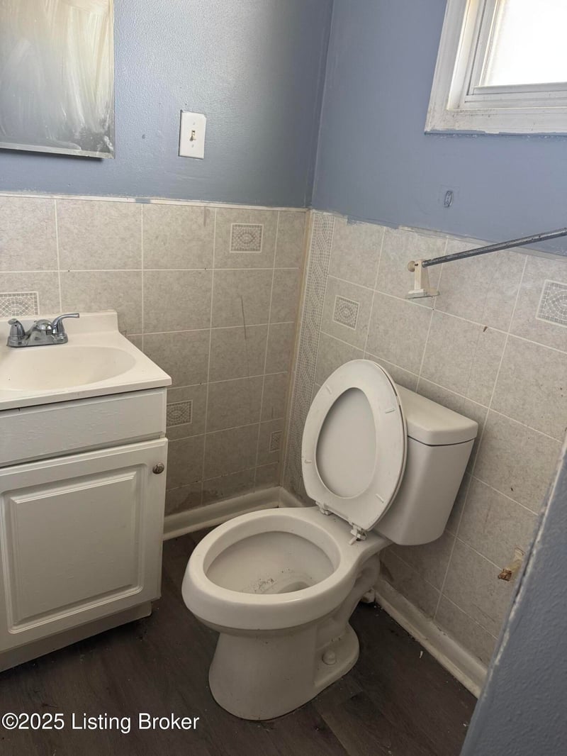 1815 Wilson Ave, Louisville, KY 40210