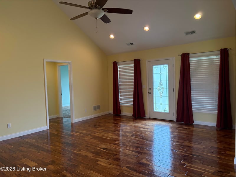 1816 Sullivan Ln, Bardstown, KY 40004