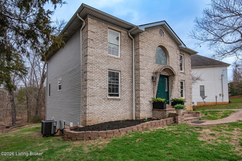 182 Woodview Dr, Brandenburg, KY 40108