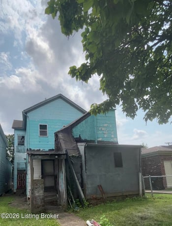 1823 W Chestnut St, Louisville, KY 40203