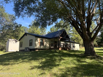 1825 Ky 1385, Hardinsburg, KY 40143
