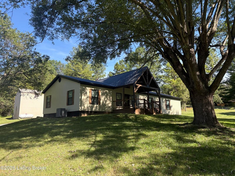 1825 Ky 1385, Hardinsburg, KY 40143