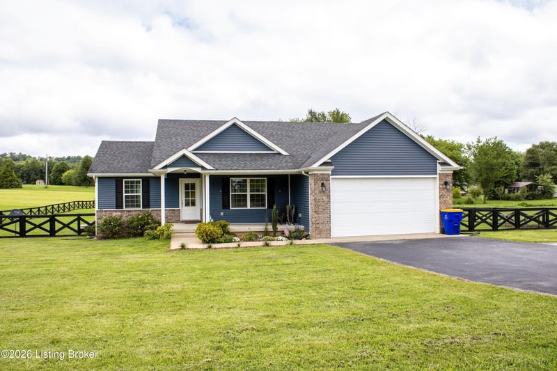 18343 Louisville Rd, Smiths Grove, KY 42171