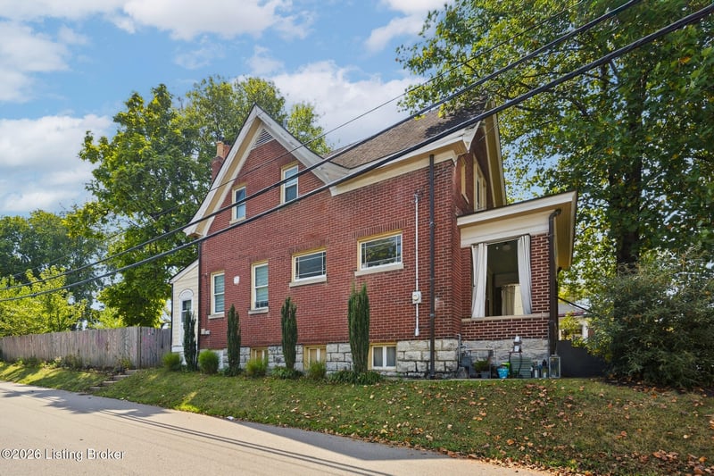 1844 Sherwood Ave, Louisville, KY 40205