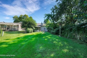 185 Beechtree Ln, Mt Washington, KY 40047