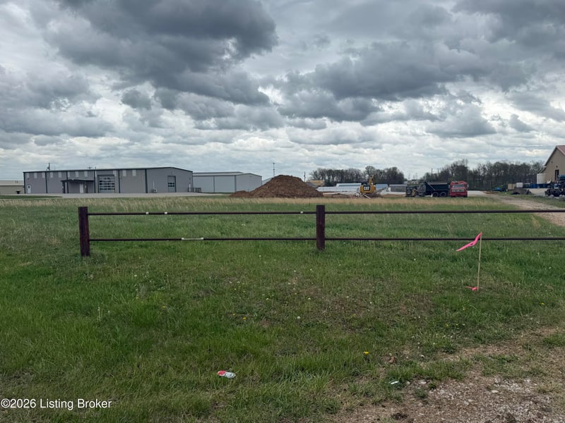 1855 Armory Pl, Brandenburg, KY 40108