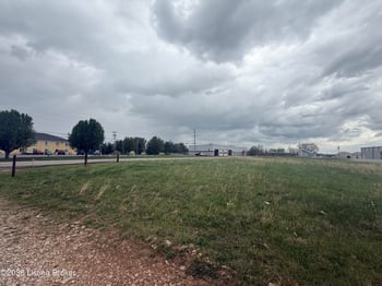 1855 Armory Pl, Brandenburg, KY 40108