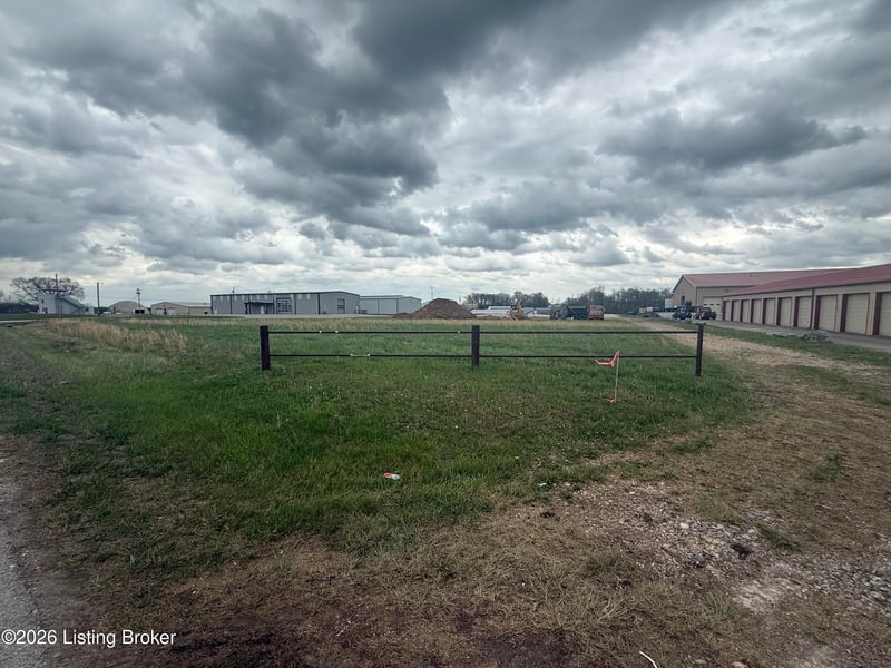 1855 Armory Pl, Brandenburg, KY 40108