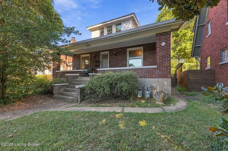 1855 Harvard Dr, Louisville, KY 40205