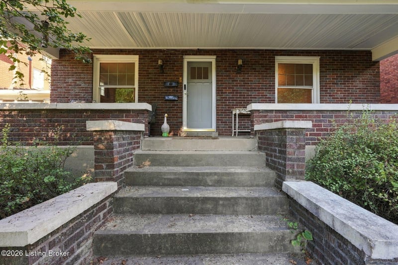 1855 Harvard Dr, Louisville, KY 40205