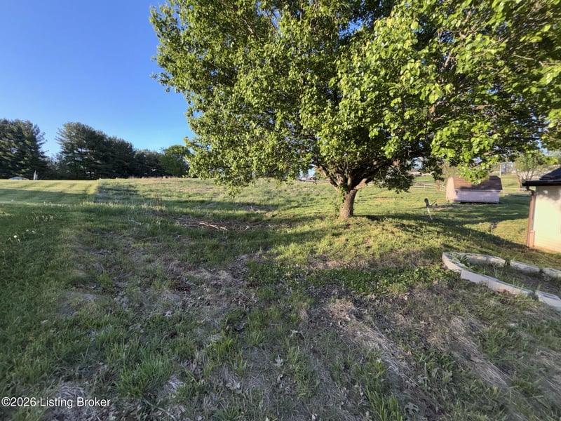 186 Blakemore Ln, Smithfield, KY 40068
