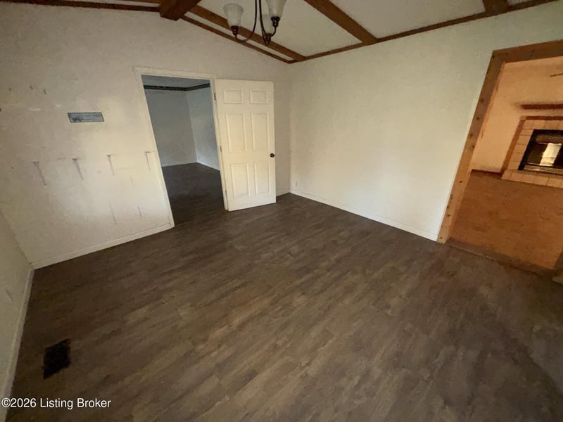 186 Blakemore Ln, Smithfield, KY 40068