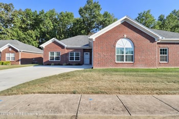 186 Bullitt Creek Dr #6, Shepherdsville, KY 40165