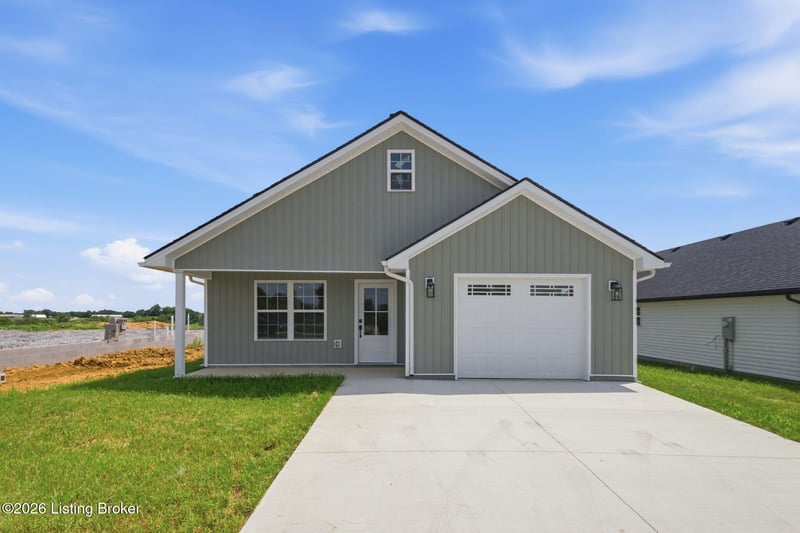 186 Charles Carr Dr, Harrodsburg, KY 40330