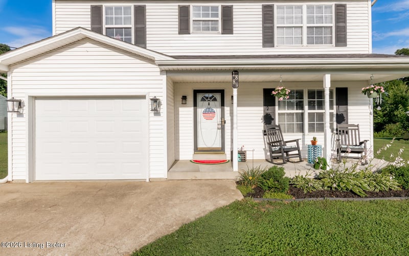 1889 S Woodland Dr, Radcliff, KY 40160