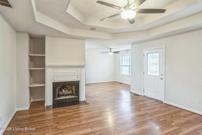 189 Cherokee Cir, Mt Washington, KY 40047