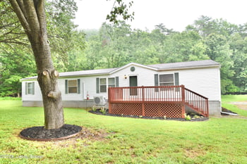 1891 Horsefly Hollow Rd, Lebanon Junction, KY 40150