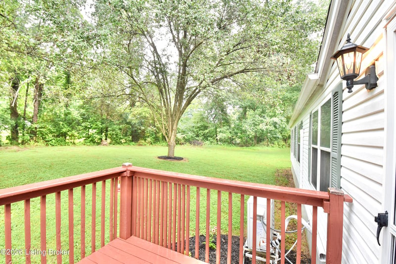 1891 Horsefly Hollow Rd, Lebanon Junction, KY 40150
