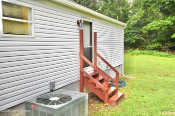 1891 Horsefly Hollow Rd, Lebanon Junction, KY 40150