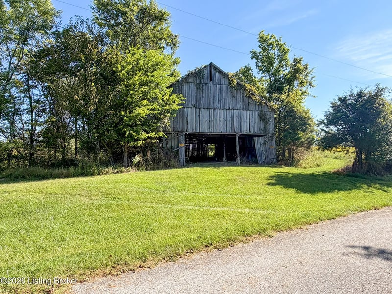 1900 Ritter Ln, Waddy, KY 40076