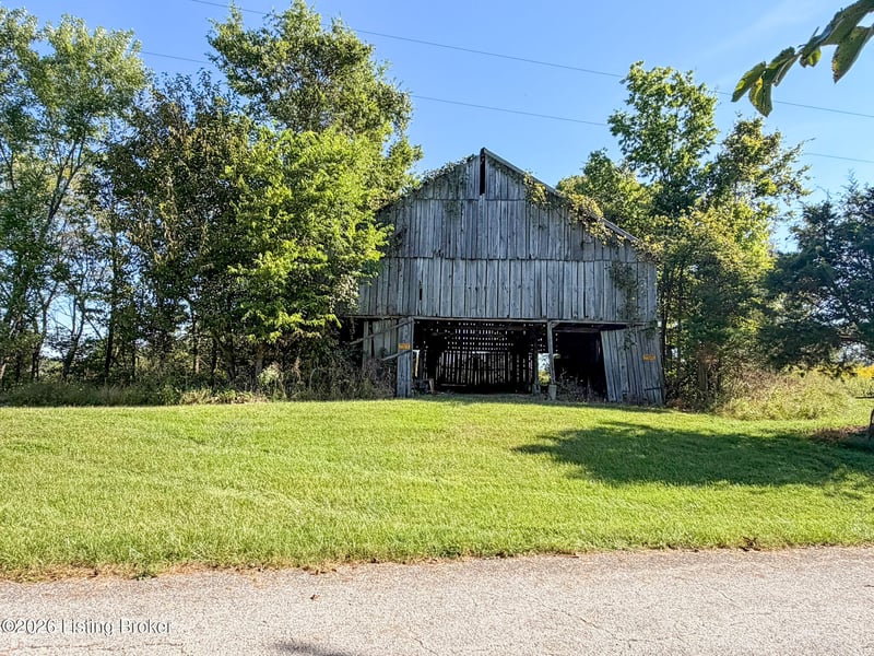 1900 Ritter Ln, Waddy, KY 40076