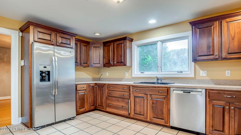 1901 Emerson Ave, Louisville, KY 40205