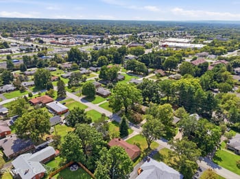 1903 Wesley Ave, Louisville, KY 40220