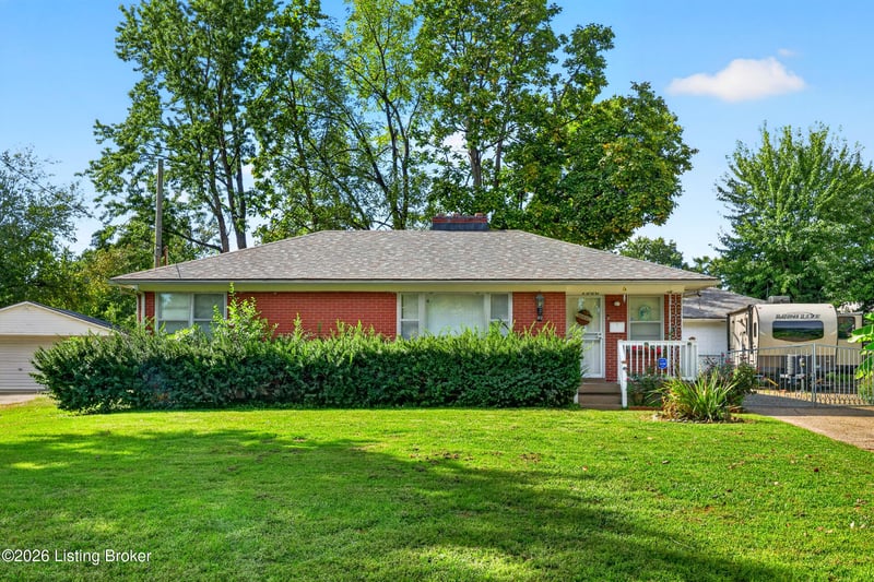 1906 Lampter St, Louisville, KY 40216