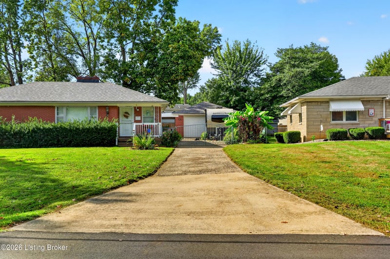 1906 Lampter St, Louisville, KY 40216